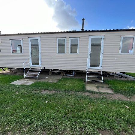 Dunlin 69 ~ California Cliffs Hotel Great Yarmouth Esterno foto