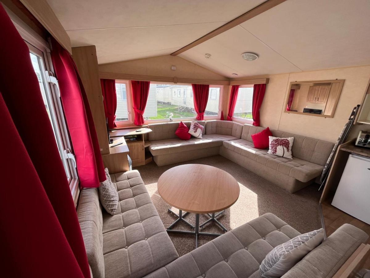 Dunlin 69 ~ California Cliffs Hotel Great Yarmouth Esterno foto