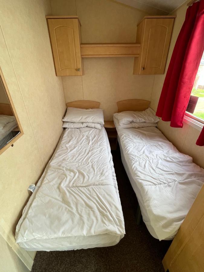 Dunlin 69 ~ California Cliffs Hotel Great Yarmouth Esterno foto